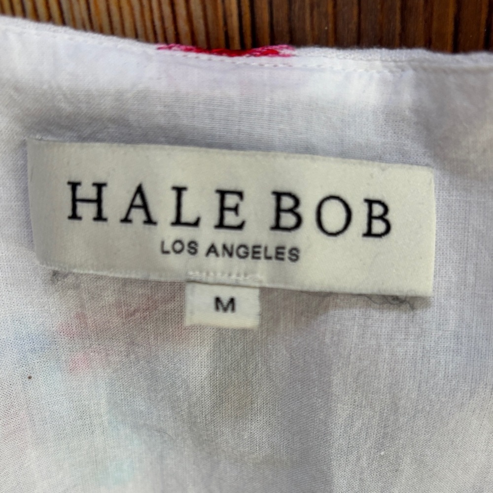 Hale Bob White Blouse with Colorful Floral Embroidery Medium - Picture 3 of 9